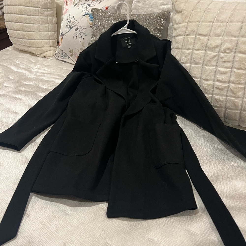 Iris Black Trench Coat - Picture 8 of 9